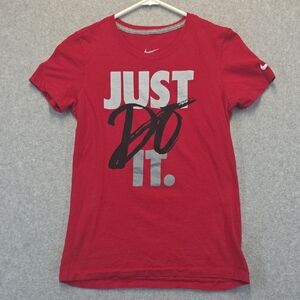 Nike Just Do It Womens Medium Red Graphic Tee Slim Fit Short Sleeve Shirt